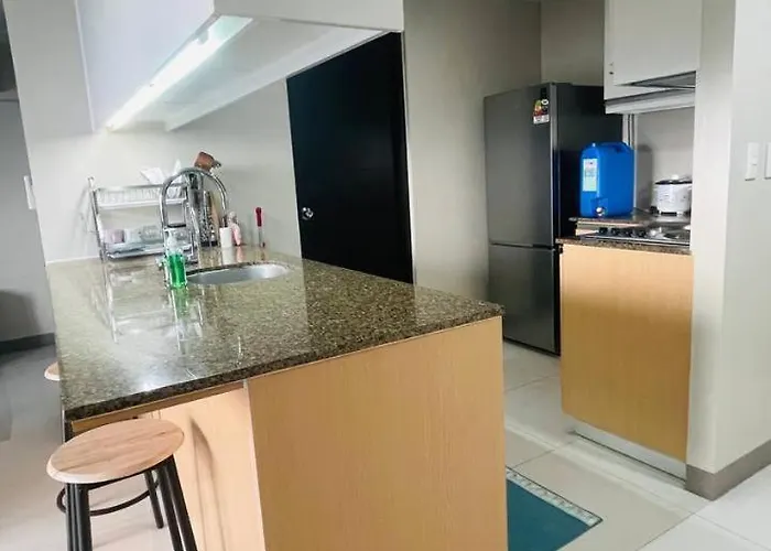 Aparthotel 2 Bedroom Luxury In Eastwood With Scenic View, Unli Wifi And Netflix *