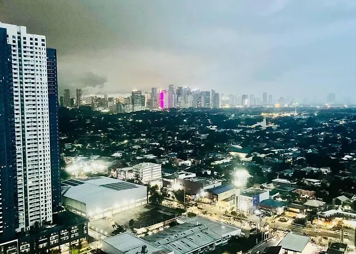 2 Bedroom Luxury In Eastwood With Scenic View, Unli Wifi And Netflix Manila